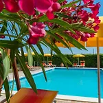 Podere Casalpiano Venturina Baratti Populonia Toscana *